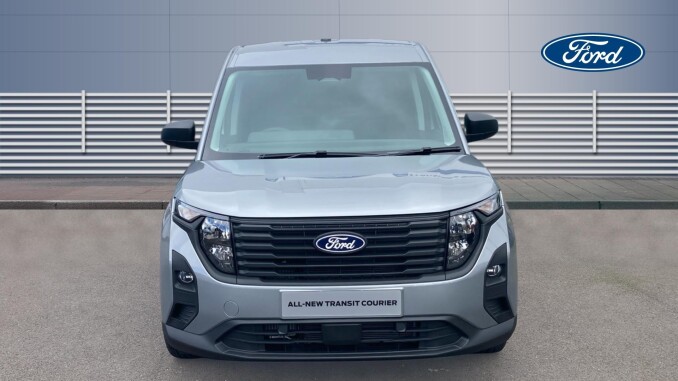 Ford Transit Courier Diesel 1.5 EcoBlue Trend Van - Image 8